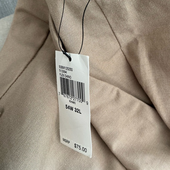 New With Tags Van Heusen Tan Chinos Classic Style Size 54x32 - Picture 3 of 6